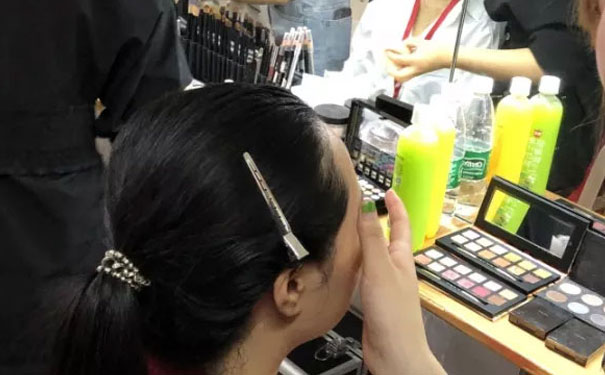 成都化妆培训学校哪家好