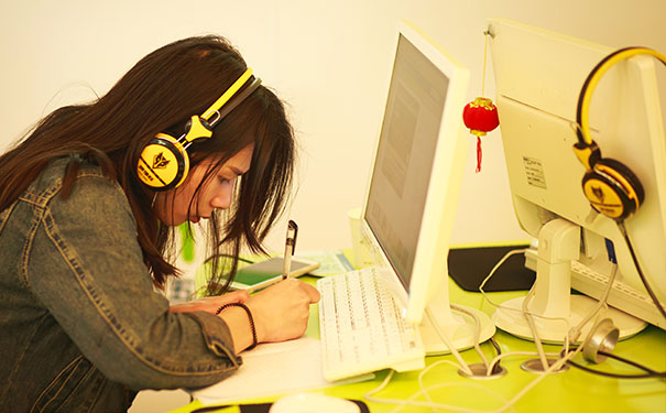 成都成人学英语哪个学校比较好 成都成人学英语哪个学校比较好