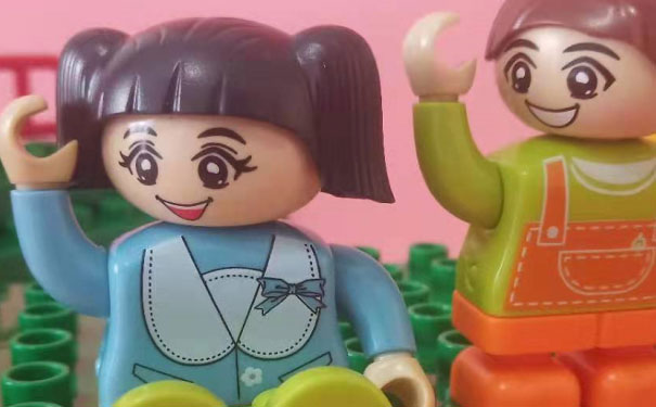 上海静安区少儿编程课多少钱一节课?一年大概多少学费?