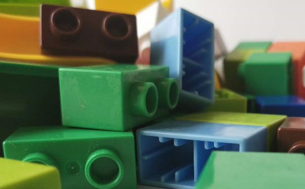 广州黄埔区少儿编程课多少钱一节课?一年大概多少学费?