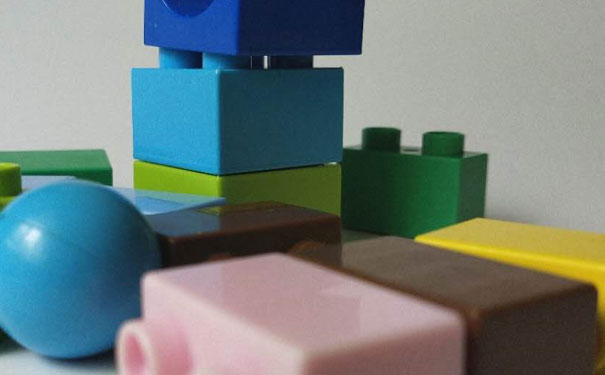 深圳少儿编程课多少钱一节课?一年大概多少学费?