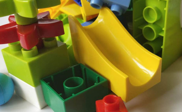 东莞南城区少儿编程课多少钱一节课?一年大概多少学费?