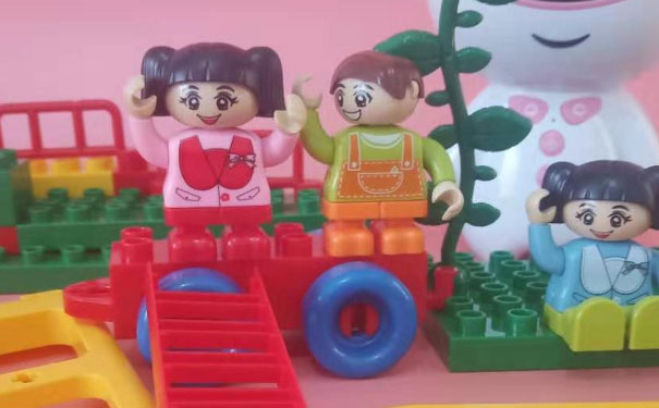 无锡梁溪区少儿编程课多少钱一节课?一年大概多少学费?