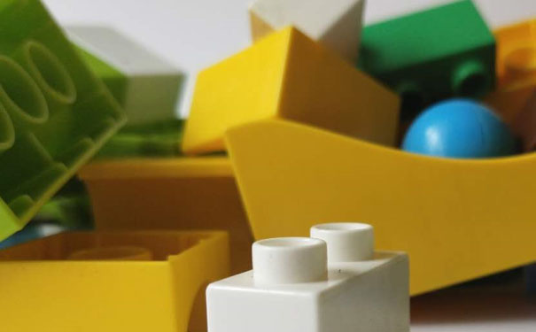 成都锦江区少儿编程课多少钱一节课?一年大概多少学费?