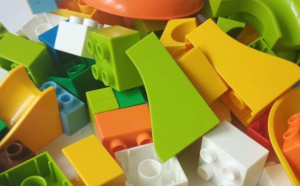 昆明少儿编程课多少钱一节课?一年大概多少学费?