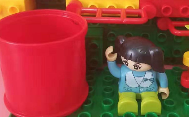 大连沙河口区少儿编程课多少钱一节课?一年大概多少学费?