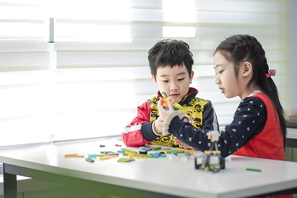 上海静安区6-18岁少儿编程课_趣味编程_免费体验