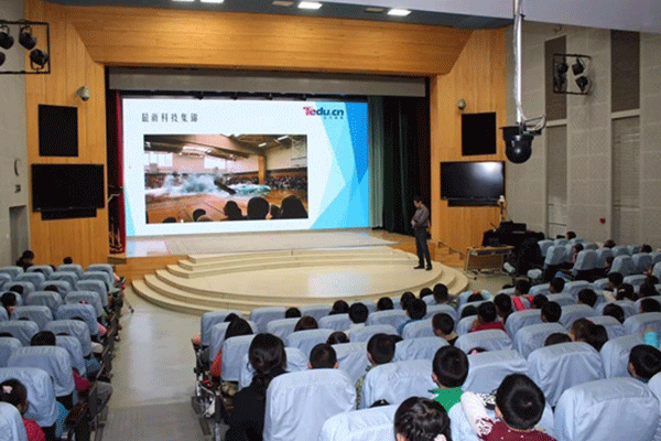 深圳福田区6-18岁少儿编程课_趣味编程_免费体验