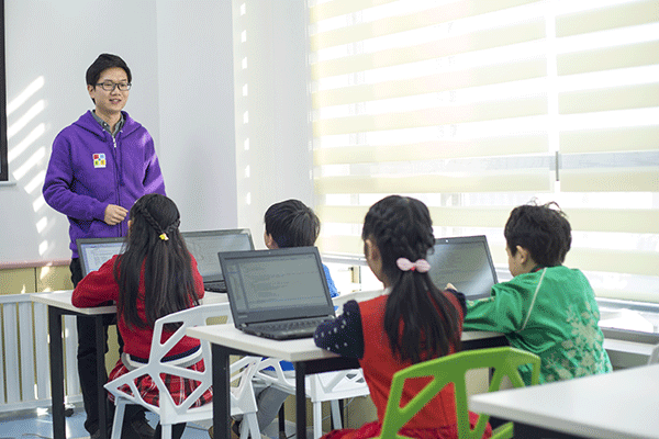 东莞长安区6-18岁少儿编程课_趣味编程_免费体验