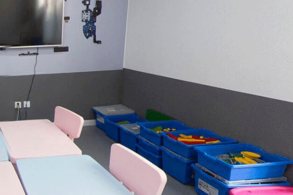 洛阳6-18岁少儿编程课_趣味编程_免费体验