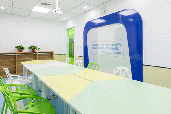 武汉高新区6-18岁少儿编程课_趣味编程_免费体验