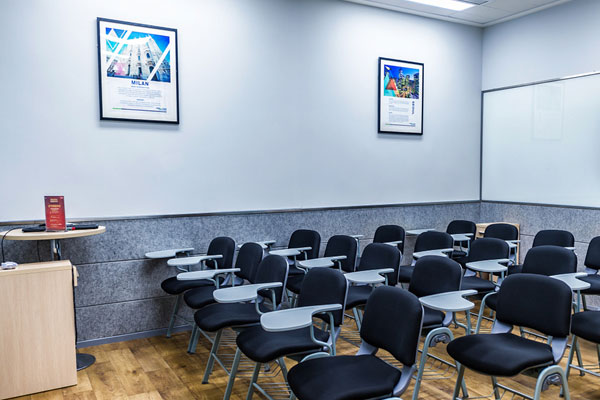 成都武侯区儿童英语培训班-视频面授课程-价格费用