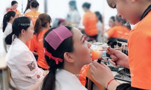 广州化妆培训哪家好 – 地址 – 价格