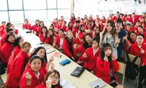 郑州化妆培训学校哪个好