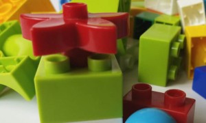 东莞长安区少儿编程课多少钱一节课?一年大概多少学费?