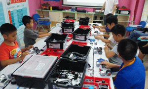 深圳宝安区6-18岁少儿编程课_趣味编程_免费体验