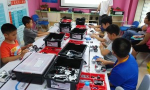 成都高新区6-18岁少儿编程课_趣味编程_免费体验