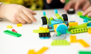 长沙雨花区6-18岁少儿编程课_趣味编程_免费体验