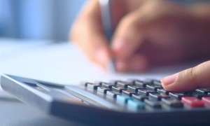 成都经济师考试培训课程费用