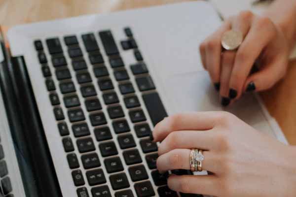 红河中公事业编考试培训班地址在哪里_电话